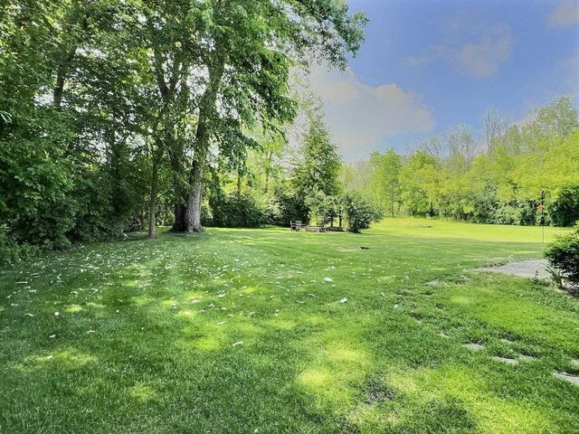1085 HILLWOOD RUN DRIVE, Oshkosh, WI 54901
