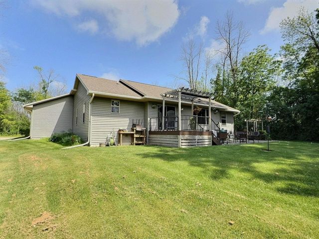 1085 HILLWOOD RUN DRIVE, Oshkosh, WI 54901