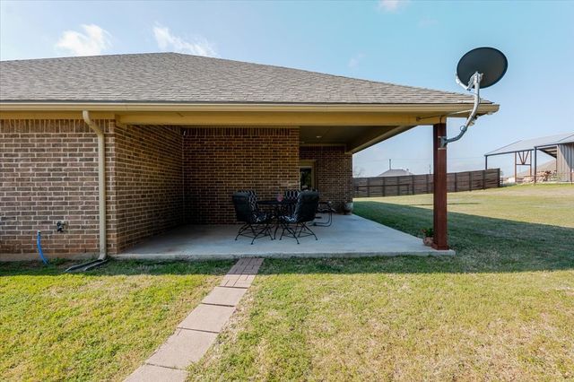 140 Pine Road, Poolville, TX 76487
