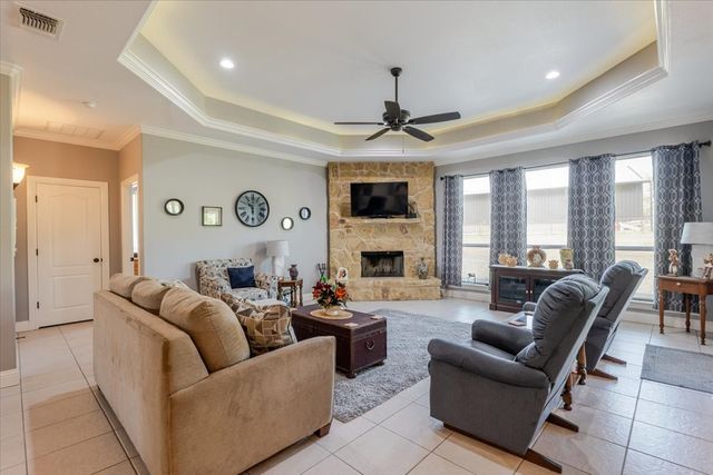 140 Pine Road, Poolville, TX 76487