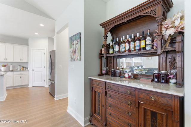 305 W Weatherbee Way, Hampstead, NC 28443