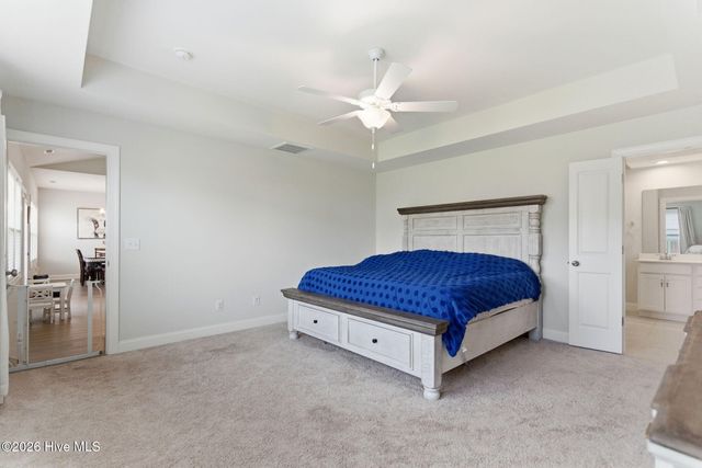 305 W Weatherbee Way, Hampstead, NC 28443