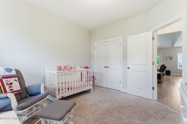 305 W Weatherbee Way, Hampstead, NC 28443