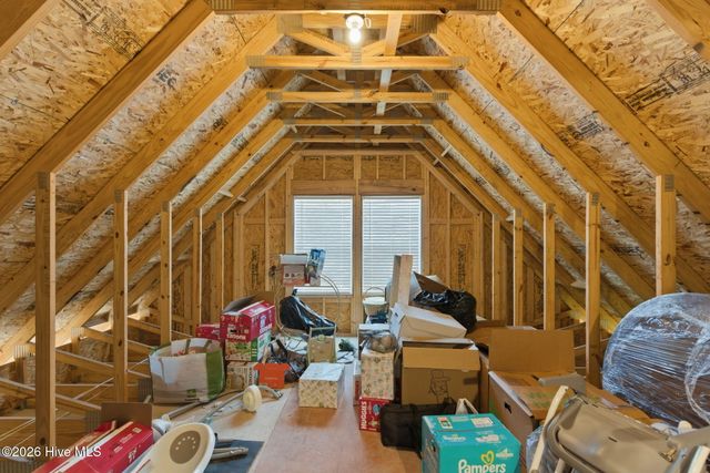 305 W Weatherbee Way, Hampstead, NC 28443
