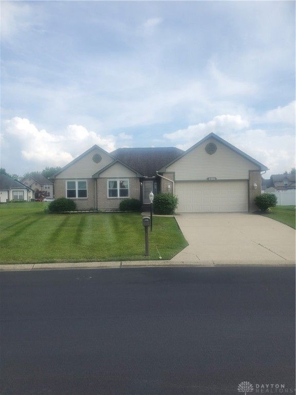 2380 Pewter Hills Court, Miamisburg, OH 45342