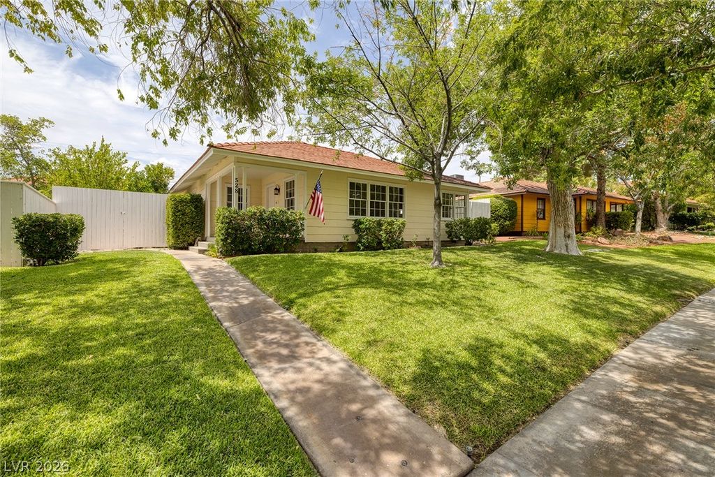 528 Cherry Street, Boulder City, NV 89005 — photo 2