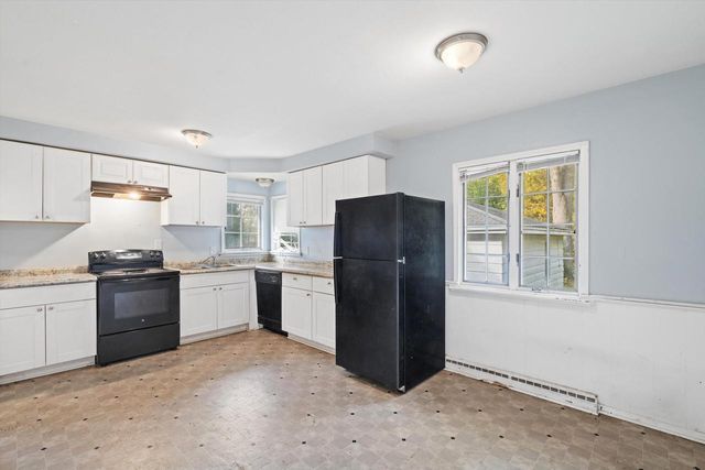 6827 N 44th STREET, Milwaukee, WI 53223