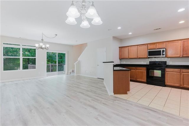 3453 Dianthus Lane, Lawrenceville, GA 30044