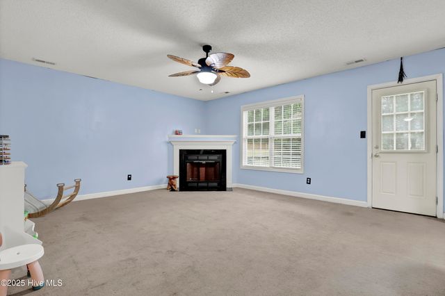 20 Jasmine Lane, Jacksonville, NC 28546