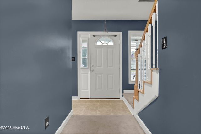20 Jasmine Lane, Jacksonville, NC 28546