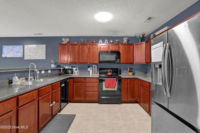 20 Jasmine Lane, Jacksonville, NC 28546