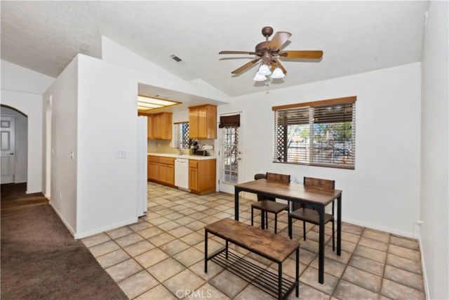 18904 Madrone, Hesperia, CA 92345