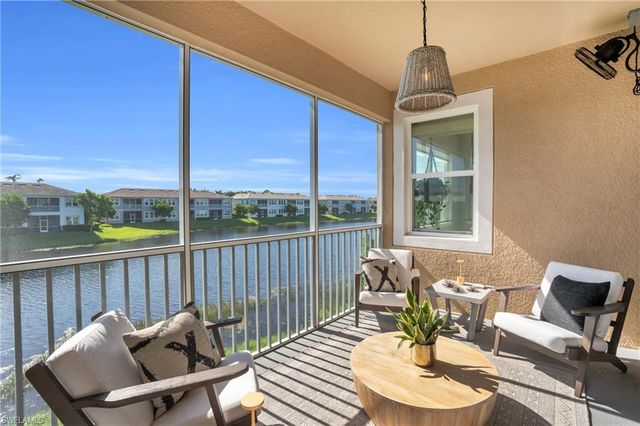 4595 Arboretum CIR # 203, Naples, FL 34112