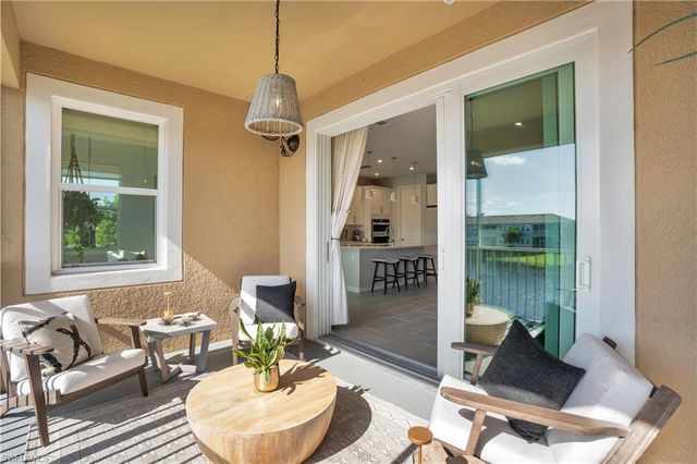 4595 Arboretum CIR # 203, Naples, FL 34112