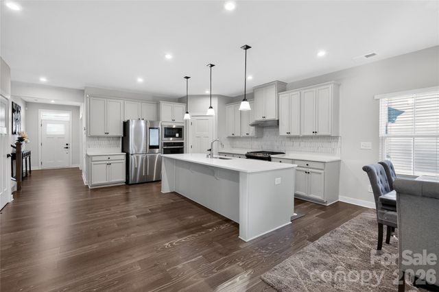 911 Dogwood Creek Lane, Indian Trail, NC 28079