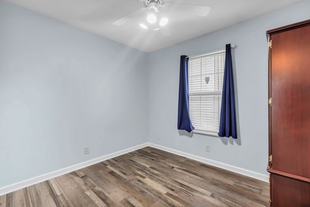 1111 Wembley Dr, Hermitage, TN 37076