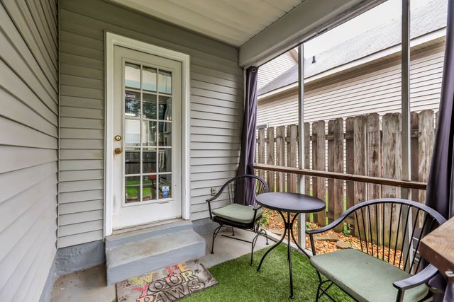 1111 Wembley Dr, Hermitage, TN 37076
