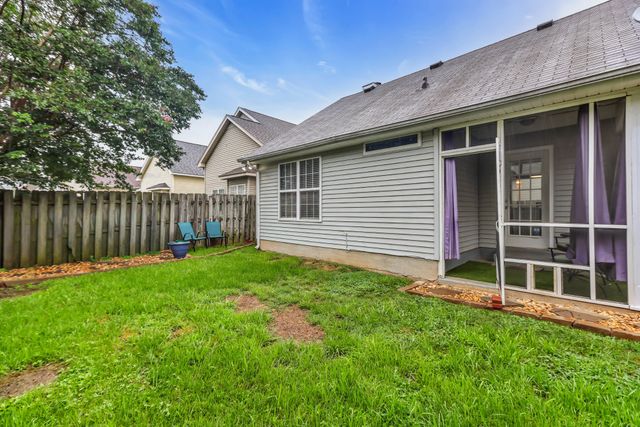 1111 Wembley Dr, Hermitage, TN 37076