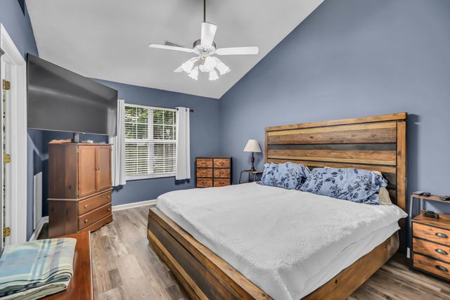 1111 Wembley Dr, Hermitage, TN 37076