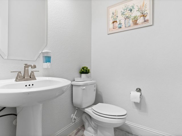 12543 Mercer Parkway, Farmers Branch, TX 75234