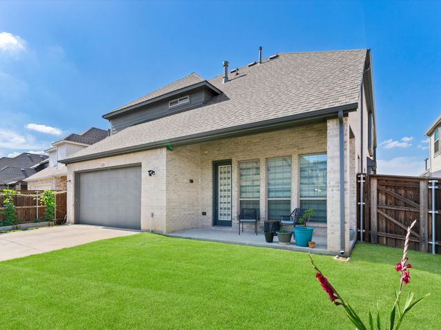 12543 Mercer Parkway, Farmers Branch, TX 75234