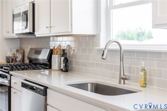 12432 Wescott Ave, Midlothian, VA 23112