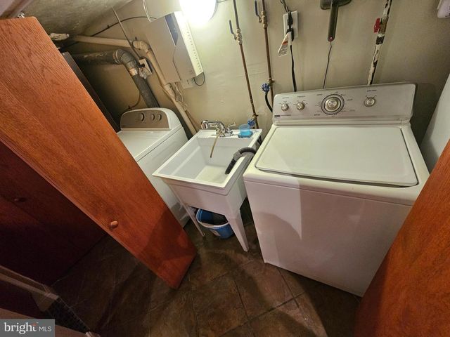 1304 N 76TH ST, Philadelphia, PA 19151