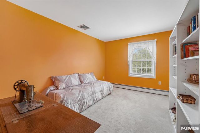 62 Parkway, Rochelle Park, NJ 07662