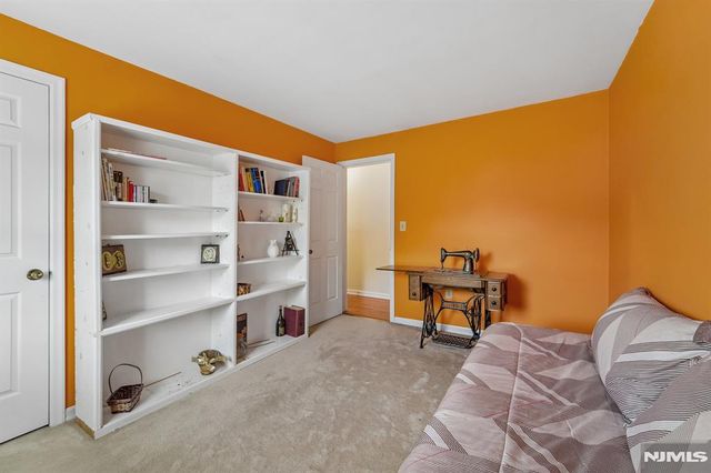 62 Parkway, Rochelle Park, NJ 07662