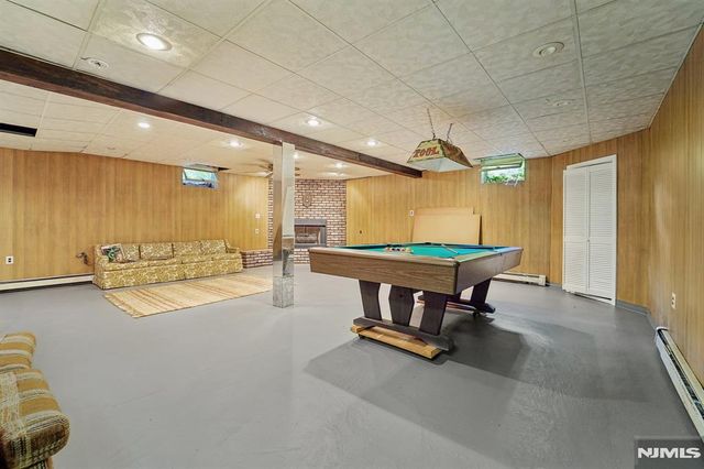 62 Parkway, Rochelle Park, NJ 07662