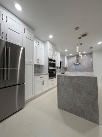 14407 SW 158th Path, Miami, FL 33196