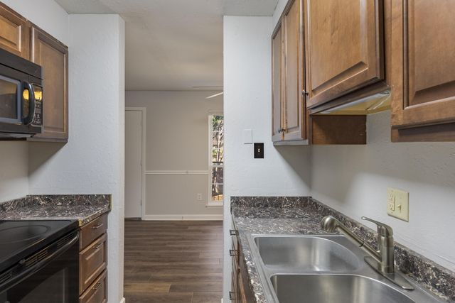 900 Mountain Creek Road E-71, Chattanooga, TN 37405