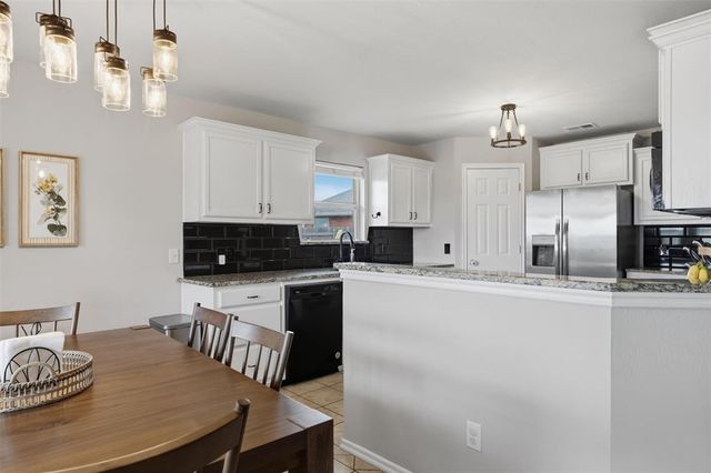 2301 NW 176th Street, Edmond, OK 73012