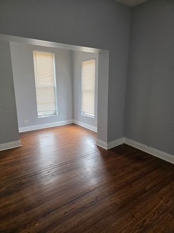 6959 S Calumet Avenue, Chicago, IL 60637