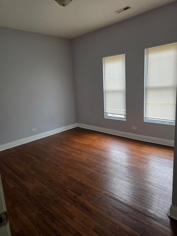 6959 S Calumet Avenue, Chicago, IL 60637