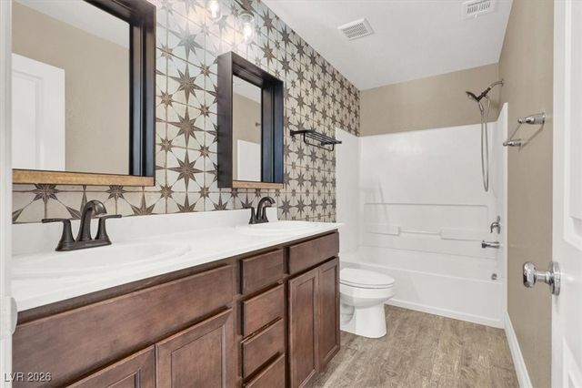 7858 Trappers Ridge Avenue, Las Vegas, NV 89113