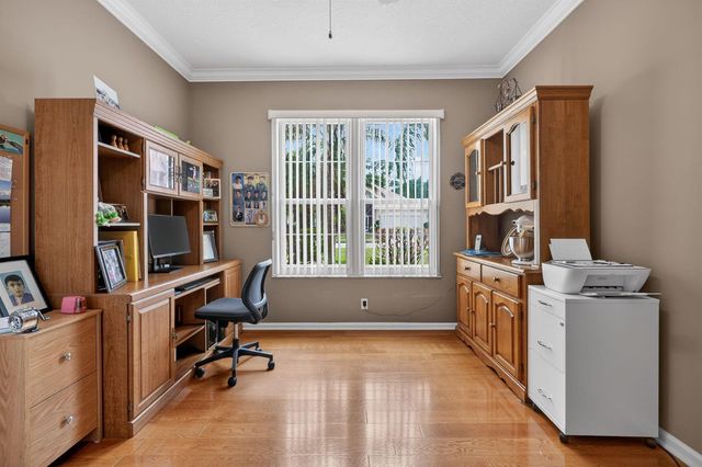 504 NW Serene Meadow Way, Port St. Lucie, FL 34986
