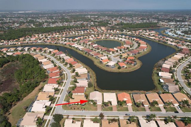504 NW Serene Meadow Way, Port St. Lucie, FL 34986