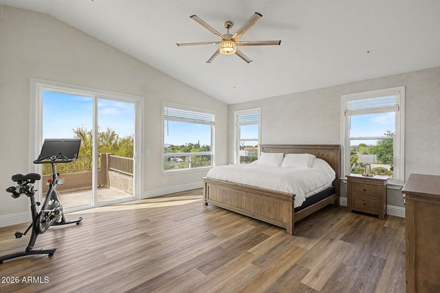 8757 E LARIAT Lane, Scottsdale, AZ 85255