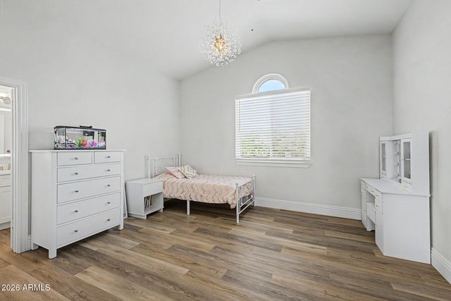 8757 E LARIAT Lane, Scottsdale, AZ 85255