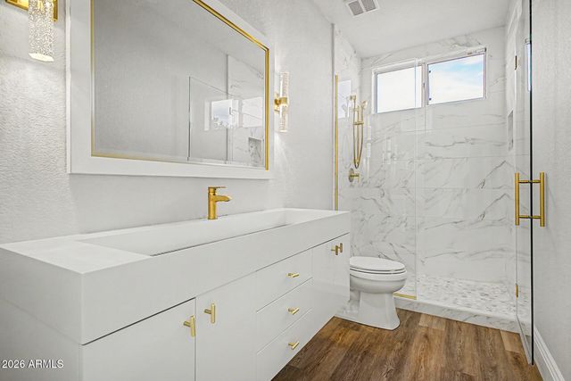 8757 E LARIAT Lane, Scottsdale, AZ 85255