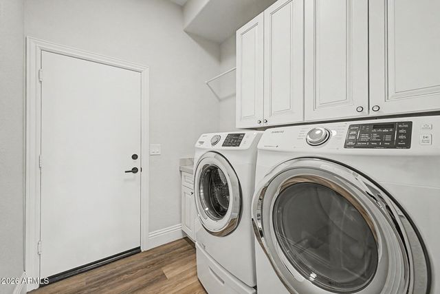 8757 E LARIAT Lane, Scottsdale, AZ 85255