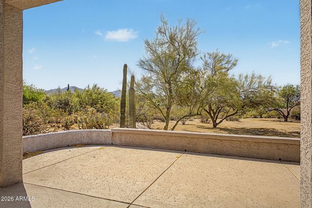 8757 E LARIAT Lane, Scottsdale, AZ 85255