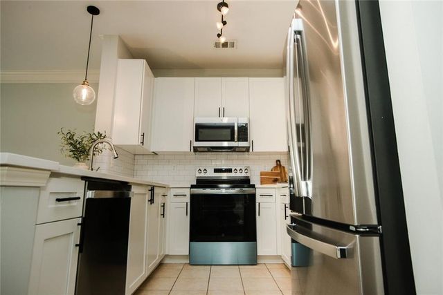 400 17th Street NW 1332, Atlanta, GA 30363