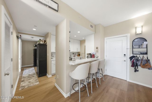 20 Livingston Avenue 506, New Brunswick, NJ 08901