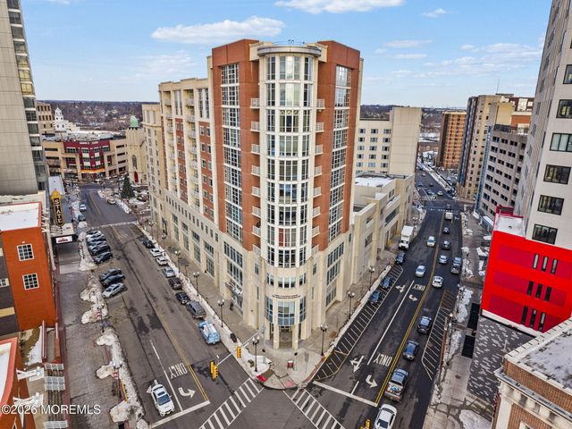 20 Livingston Avenue 506, New Brunswick, NJ 08901