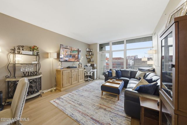 20 Livingston Avenue 506, New Brunswick, NJ 08901