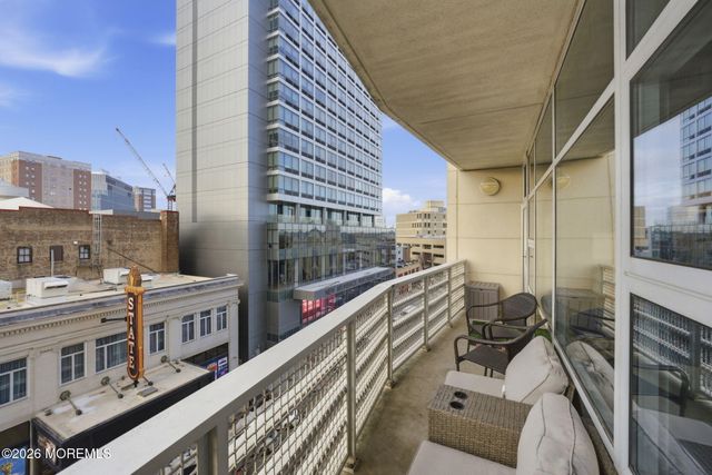 20 Livingston Avenue 506, New Brunswick, NJ 08901