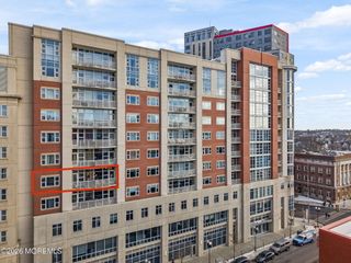 20 Livingston Avenue 506, New Brunswick, NJ 08901