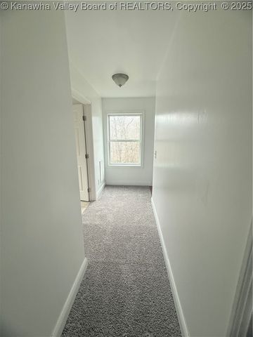 311 Reservoir Road, Madison, WV 25130